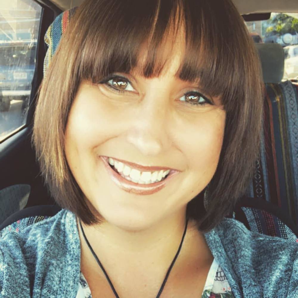 Meet your Posher, Jenine